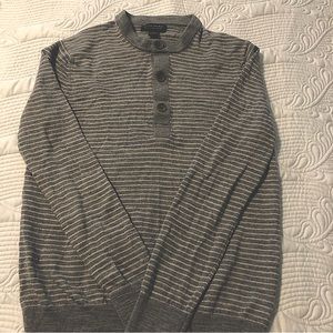 Banana Republic merino wool crew neck sweater with buttons